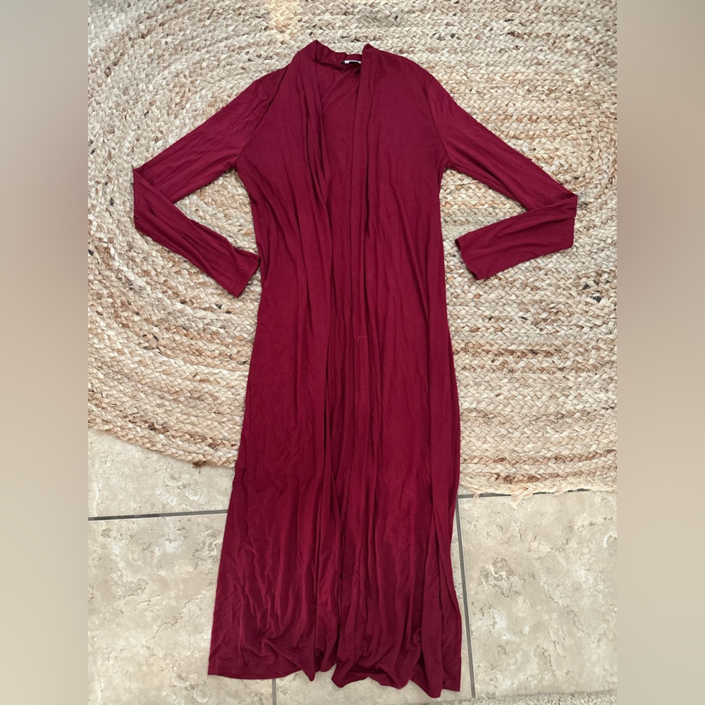 MAROON LONG SWEATER